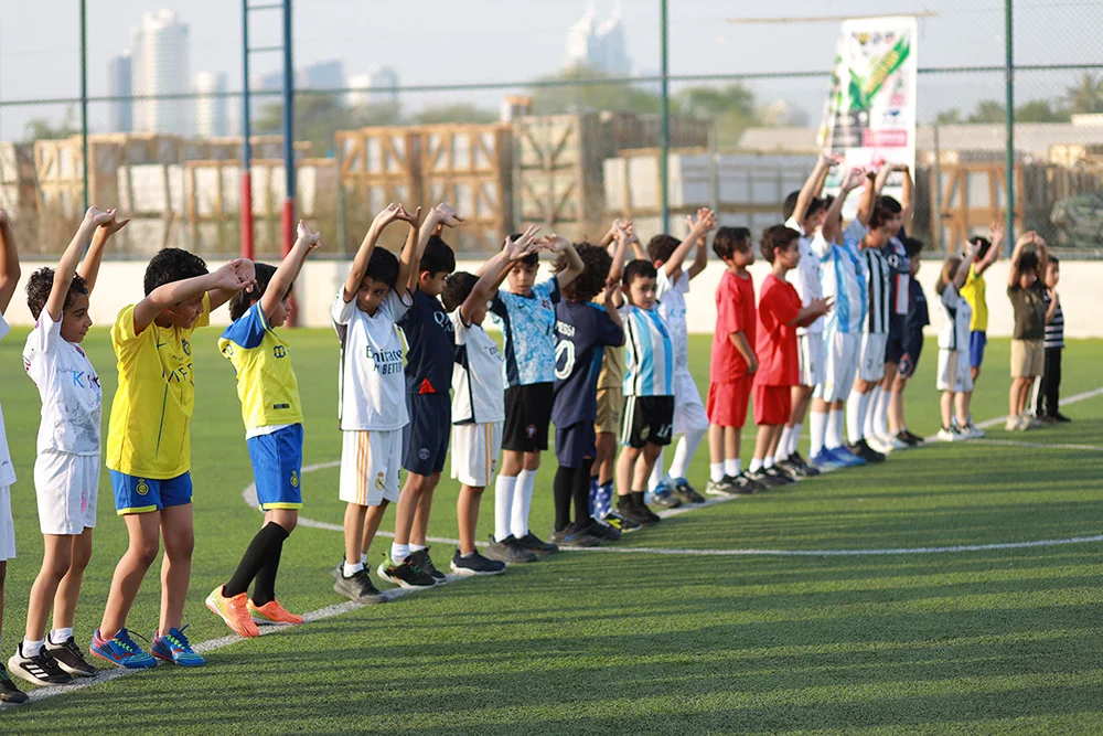 طلبة البرنامج الصَّيفي يختتمون تعليم كرة القدم ضمن البرنامج الصَّيفي
